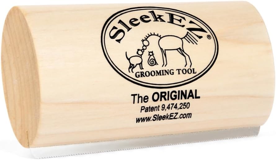 SleekEZ Dog Brush for Shedding (B00VC8DQX2)
